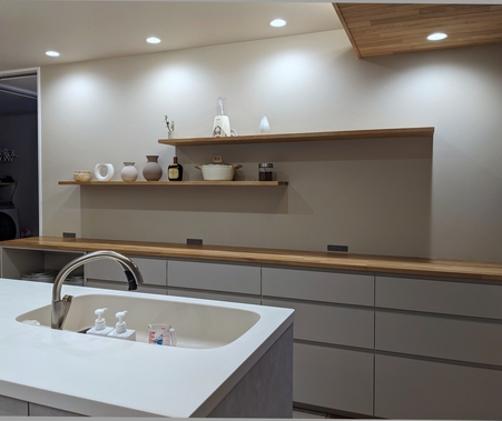 アイカスマートサニタリーキッチンボードカウンター