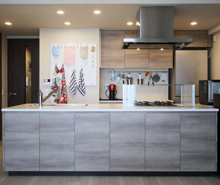 アイランドキッチンのカウンター下収納 サイズオーダー