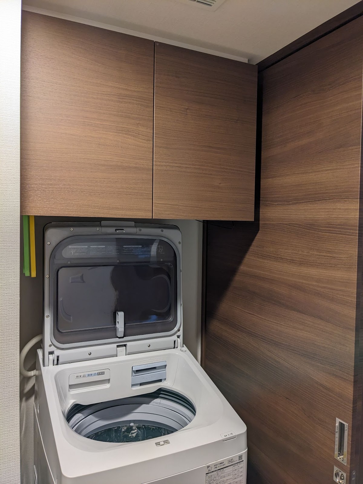 洗濯機上の収納